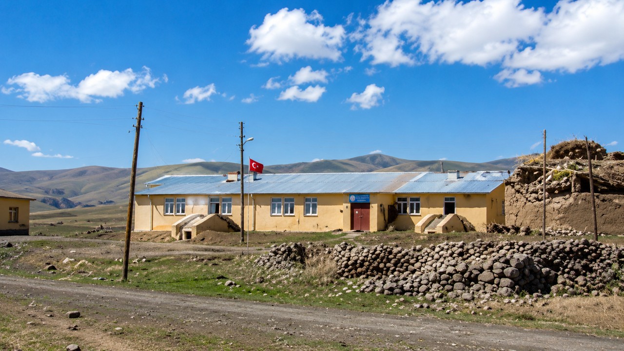 Aşağı Pamuktaş İlkokulu Merkez