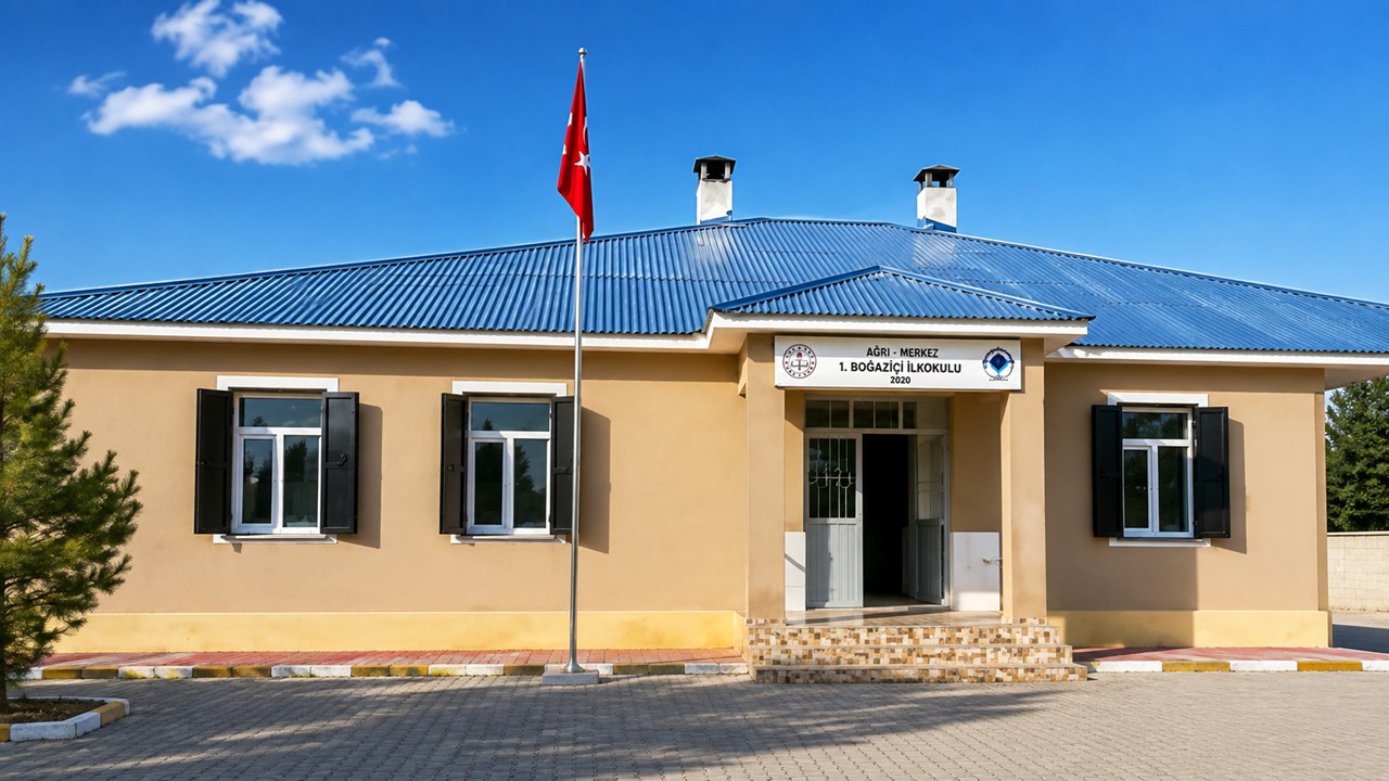 Oğlaklı 1. Boğaziçi İlkokulu merkez