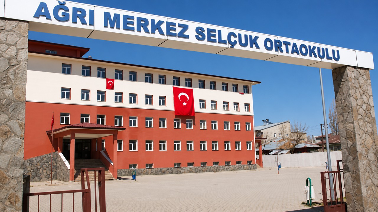 Selçuk Ortaokulu Merkez