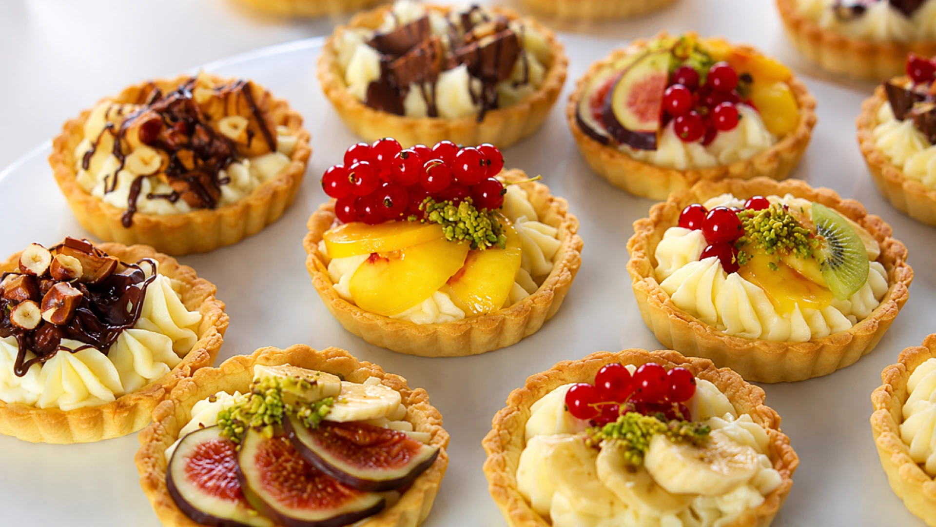 Pastane Usulü Kıtır Tartolet Tarifi, Asla Yumuşamayan Tartolet Nasıl Yapılır?